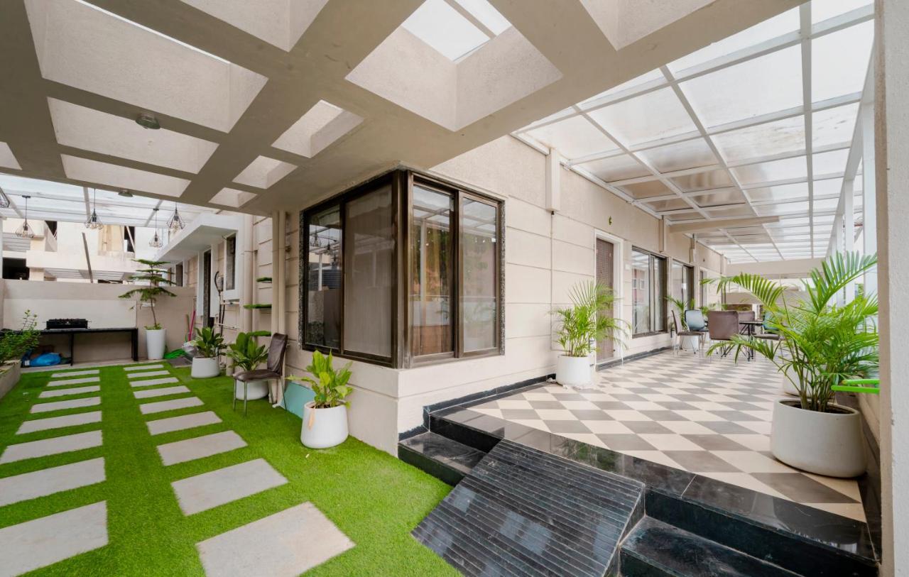 The Retreat-Glasshouse Bungalow Igatpuri Exterior photo